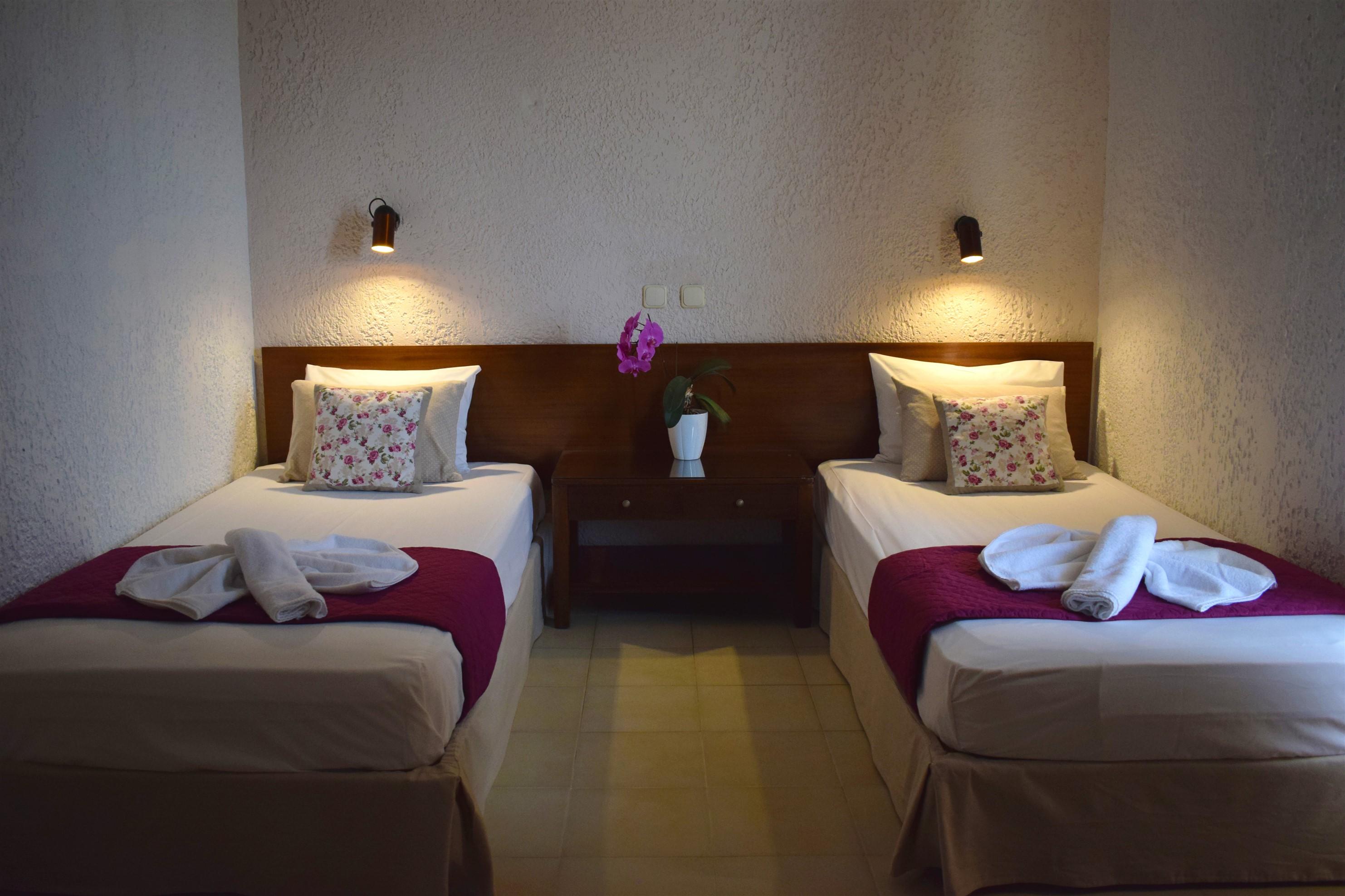 Altis Hotel Малиа Экстерьер фото