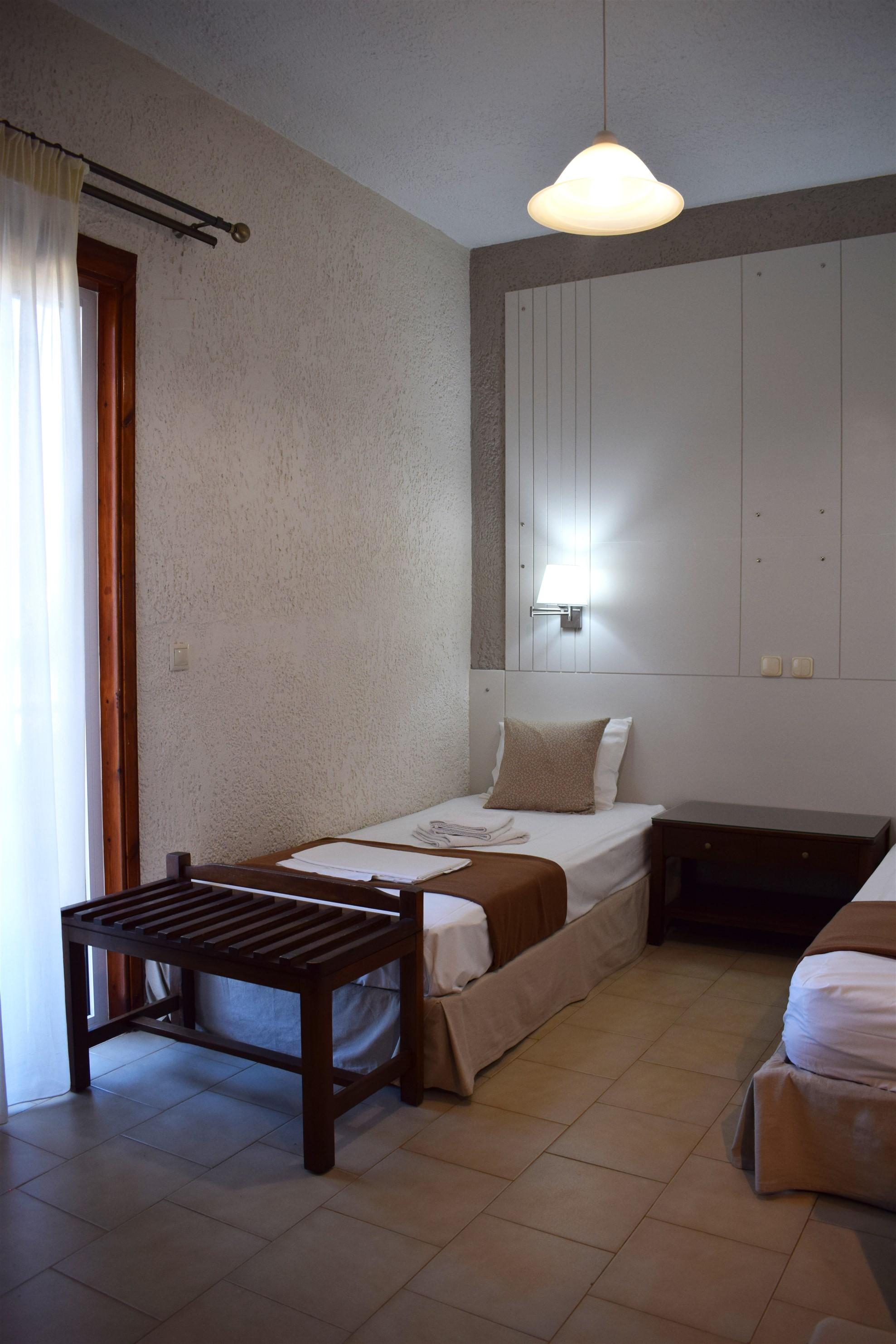 Altis Hotel Малиа Экстерьер фото